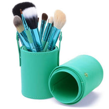 Load image into Gallery viewer, 12 Piece Brush Set In Round Case