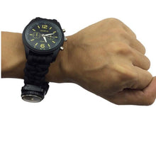 Load image into Gallery viewer, Whistle Watch Fire Starter Compass Paracord
