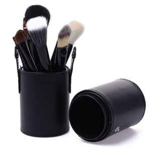 12 Piece Brush Set In Round Case